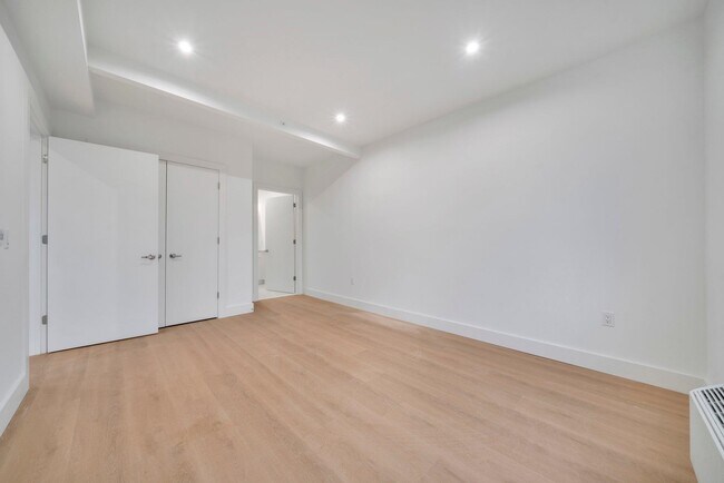 Photo - 3309 Liberty Ave Unit 407