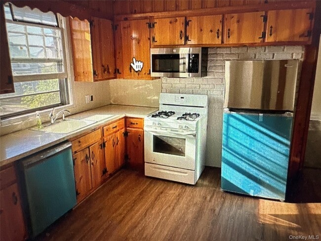 Photo - 42 Vernon Ave Unit 2