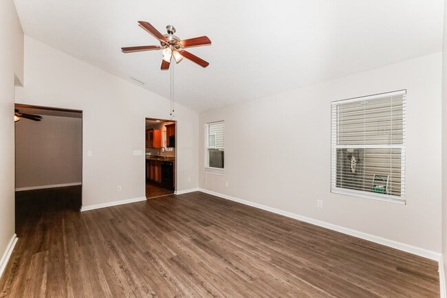 Photo - 7719 Boleru Dr