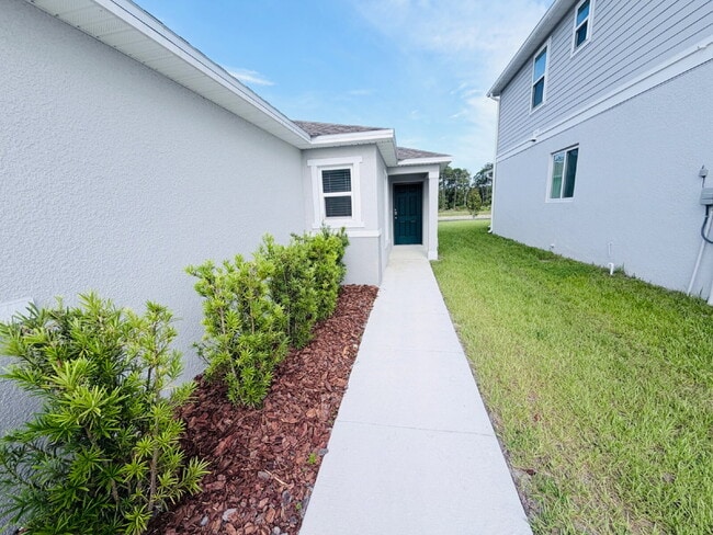 Photo - 524 Carya Wy