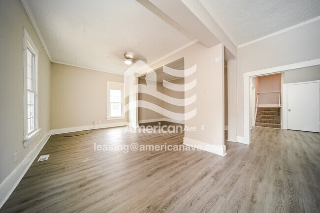 Photo - 815 Forrest Ave