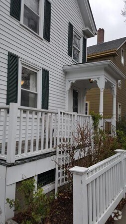 Building Photo - 73 Inman St Rental
