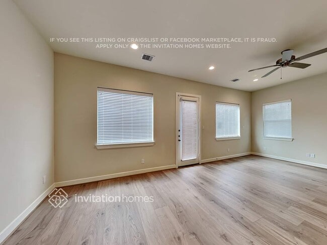 Photo - 10522 Executive Lake Dr