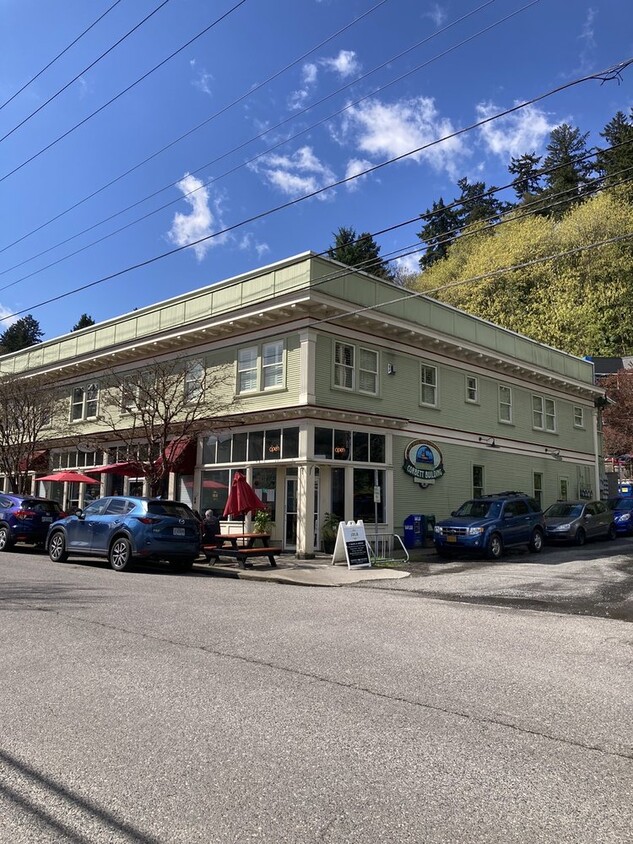 Photo - 5911 S Corbett Ave (Portland, OR)