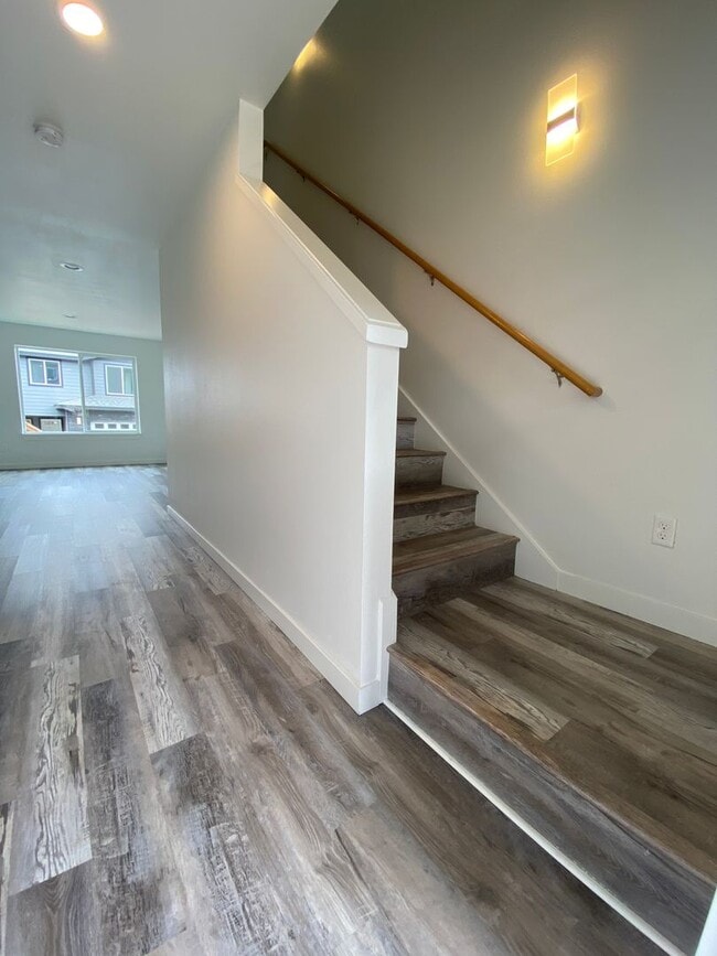 Photo - 2615 E 14th St Unit B