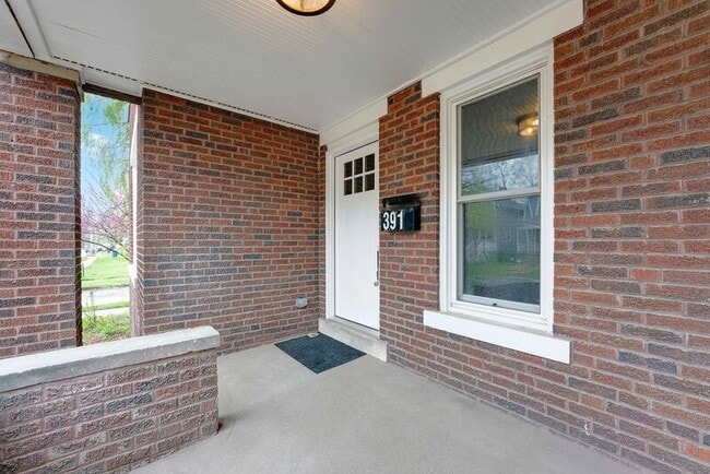 Photo - 389-391-391 Berkeley Rd