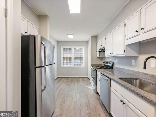 6500 Gaines Ferry Rd Unit A2