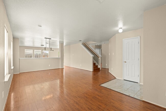 Photo - 7931 Raven Creek Ln