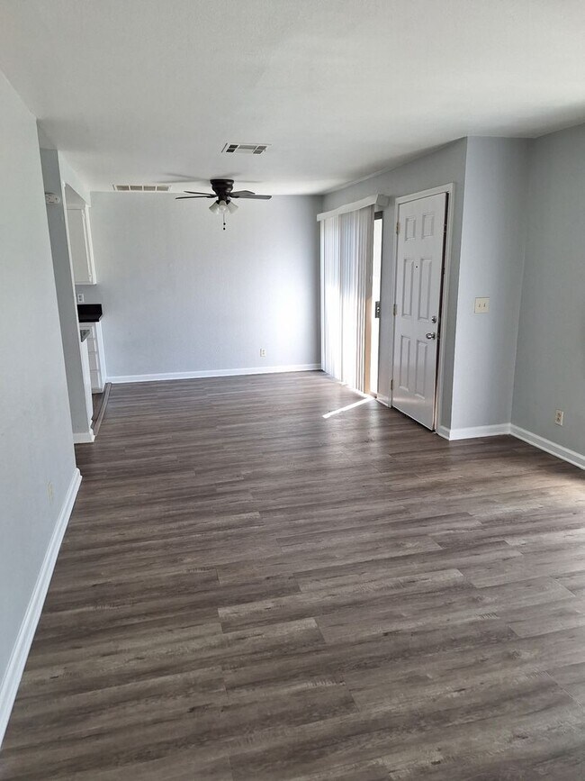 Photo - 2 Bed / 1 Bath in the City of Redlands Unit 39