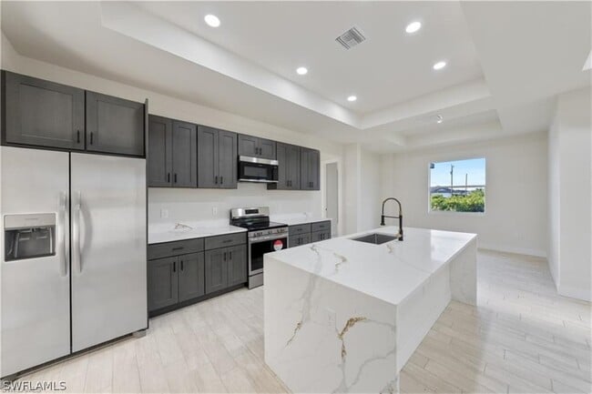 Photo - 3008 23rd St SW