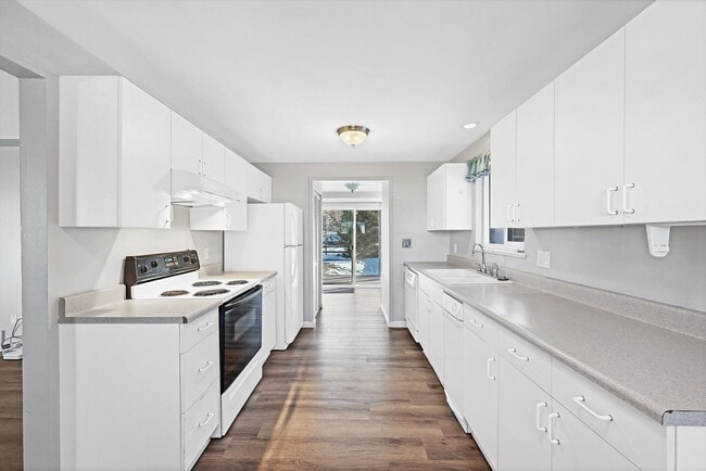 Photo - 6024 S Prince St