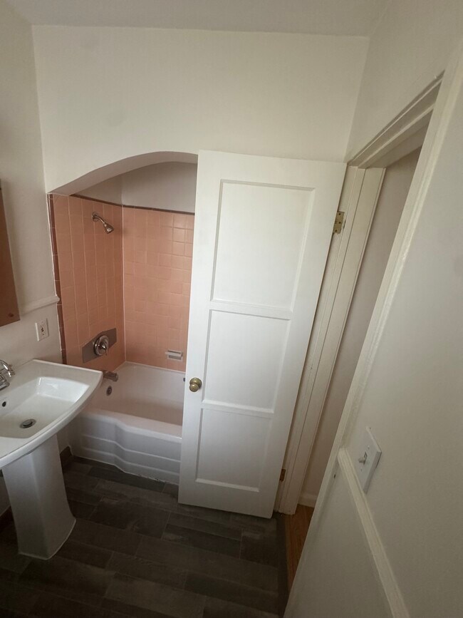 Photo - 11677 Magnolia Blvd Apartamentos Unidad 11677 Magnolia Blvd