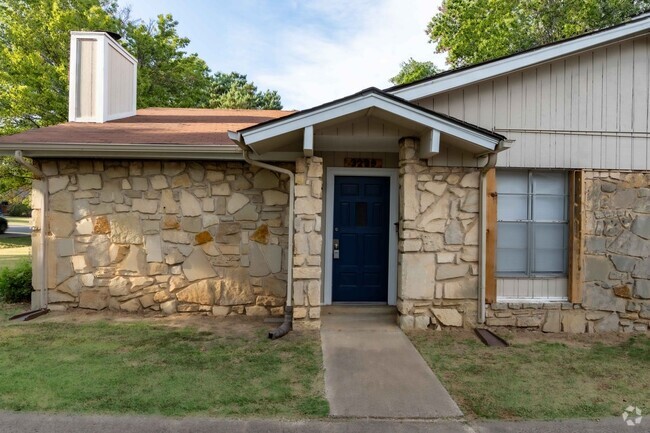 Building Photo - 3239 S Joplin Ave Unit 3239 Rental