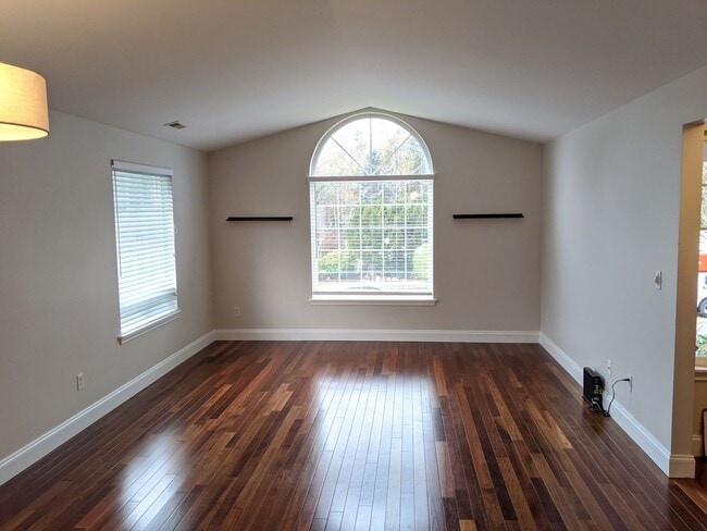 Photo - 4703 Cypress Dr