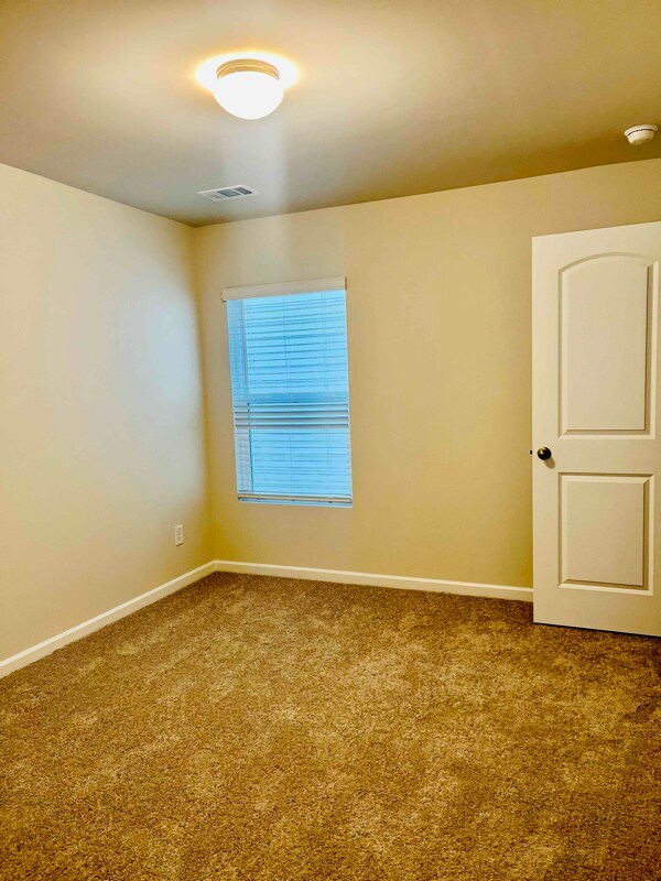 Photo - 107 Windover Wy