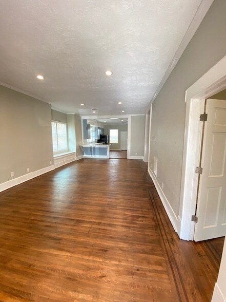 Photo - 4727 Walker St Unit A