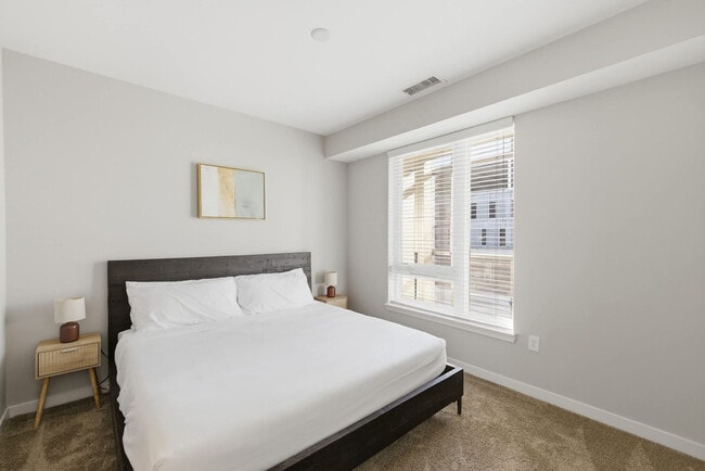 Photo - 421 E Market St Unit ID1384024P