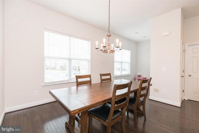 Photo - 223 Cobble Stone Dr