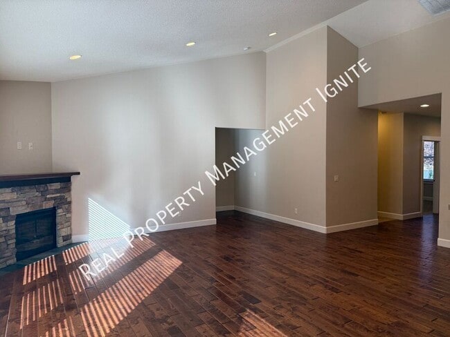 Photo - 61551 SE Baptist Way