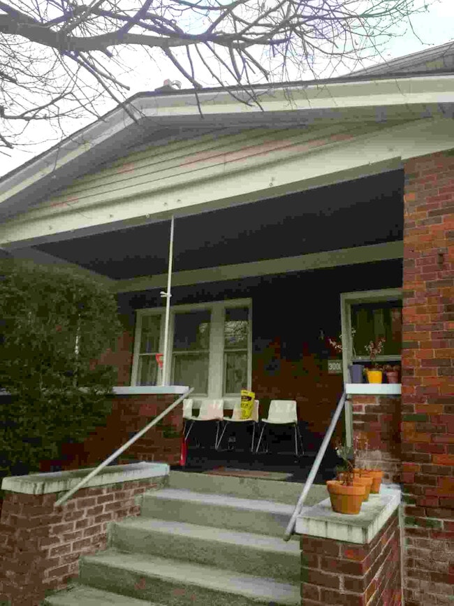 Photo - 3001 Knowlson Ave Unit 1st Floor apt. and Garage