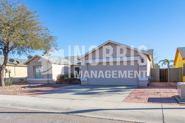 Photo - NO HOA in this Amazing Home in Santa Rosa ...