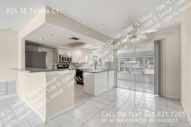 Photo - 824 SE Tierra Ct