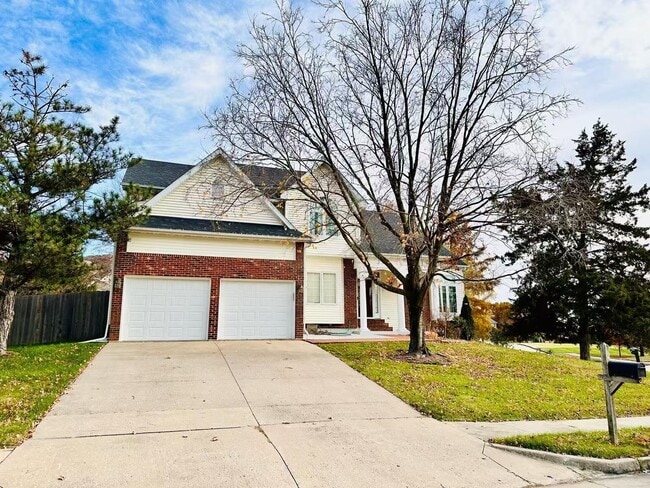 Photo - 1110 Brookedale Ct