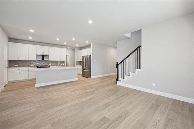 519 Midnight Oak Dr