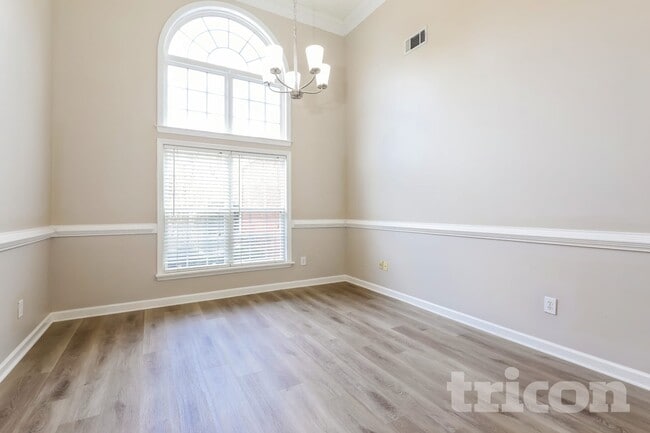 Photo - 115 Victor Ln