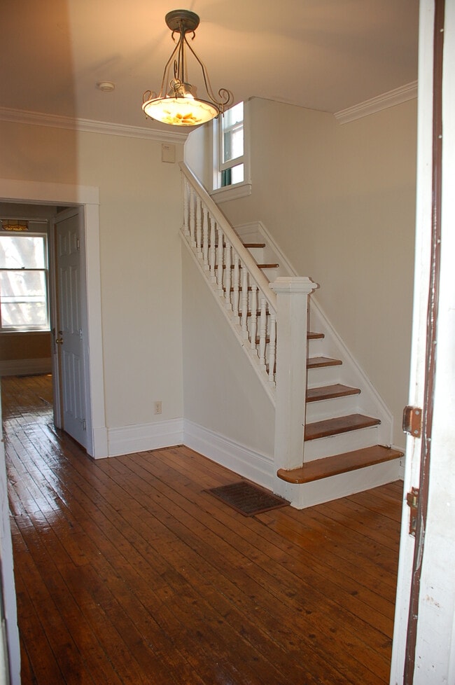 Photo - 11 Neeve St