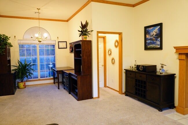 Photo - 417 Oakdale Dr