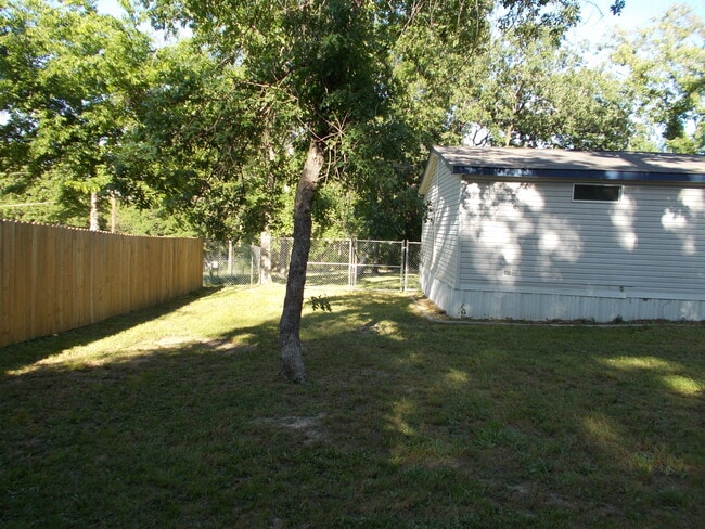 Photo - 22696 Lakeway Hbr