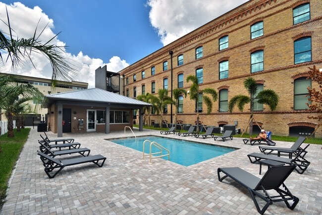 Building Photo - Cigar Lofts