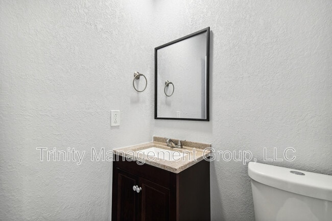 Photo - 1051 Dogwood Dr