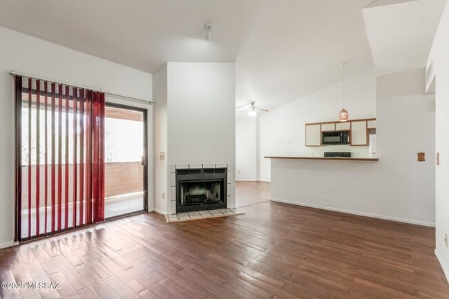 Photo - 1698 W Park Wood Ln