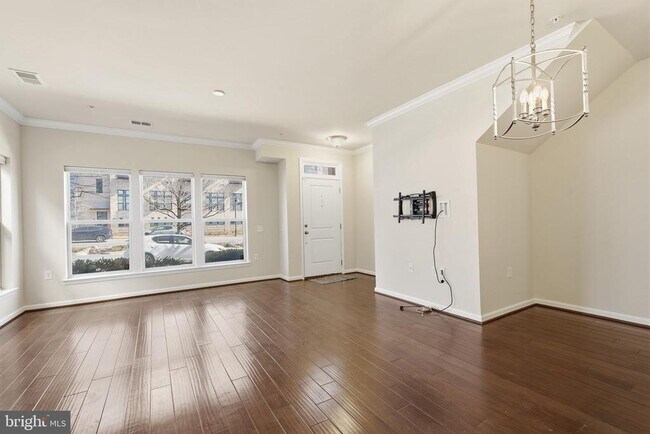 Photo - 637 Diamondback Dr