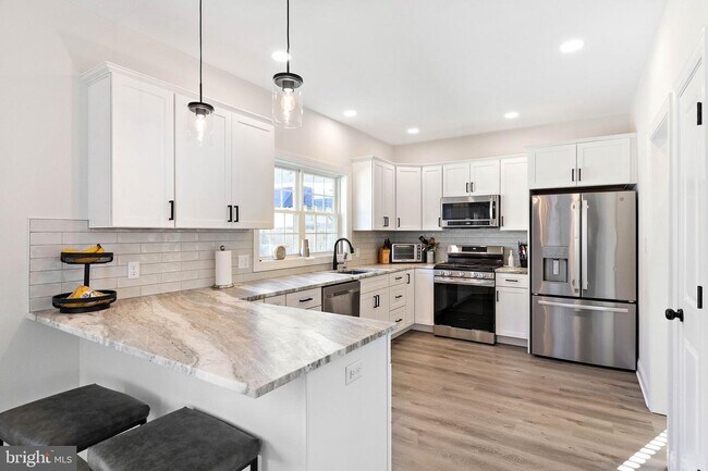 Photo - 1703 Beech St