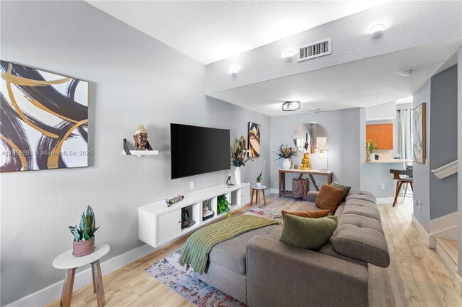 Building Photo - 8868 SW 220th St Rental