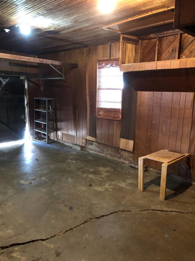 Photo - 406 Maynard Dr