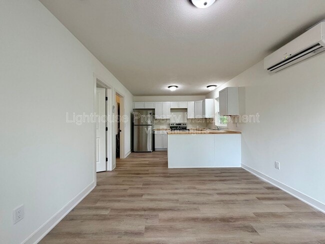 Photo - 310 Allen Ave
