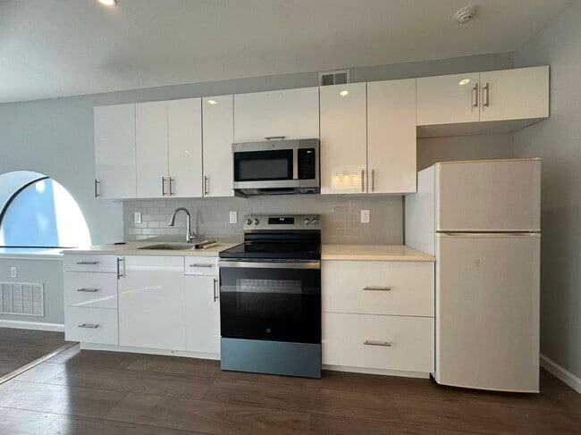 Photo - 1650 S Camac St Unidad 1F