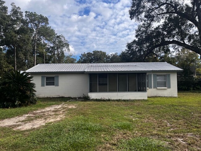 3 Bedroom 2 Bath House In Crawfordville - 3 Bedroom 2 Bath House In Crawfordville