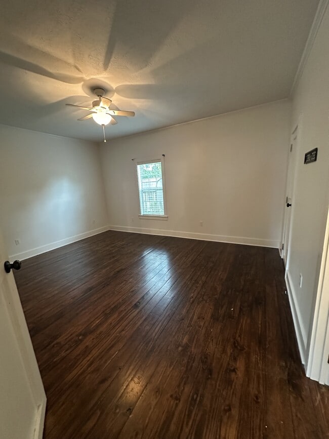 Photo - 503 Hosea St