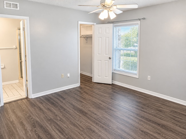 357 Santiago Ct