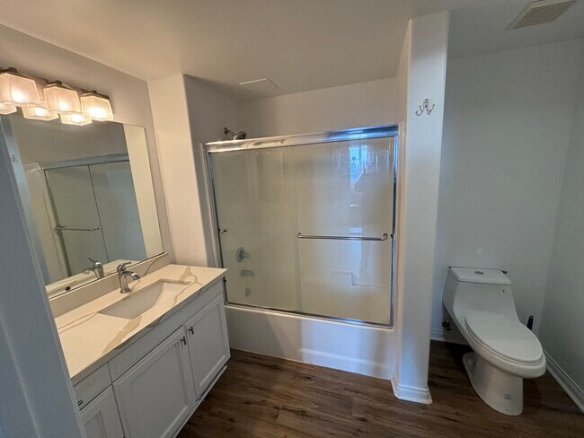 3740 Santa Rosalia Dr Unit 418