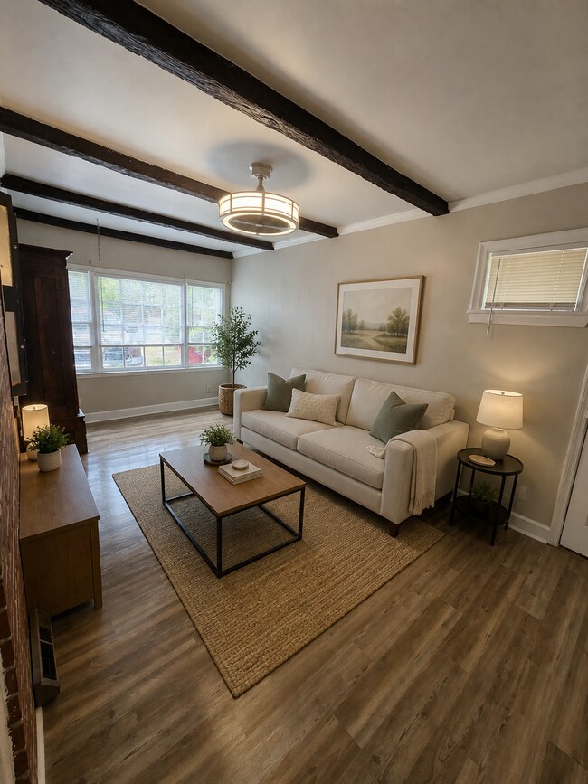 Photo - 2367 Danbury Dr