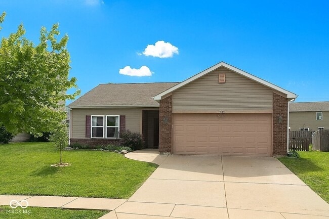 Building Photo - 4570 Matthew St