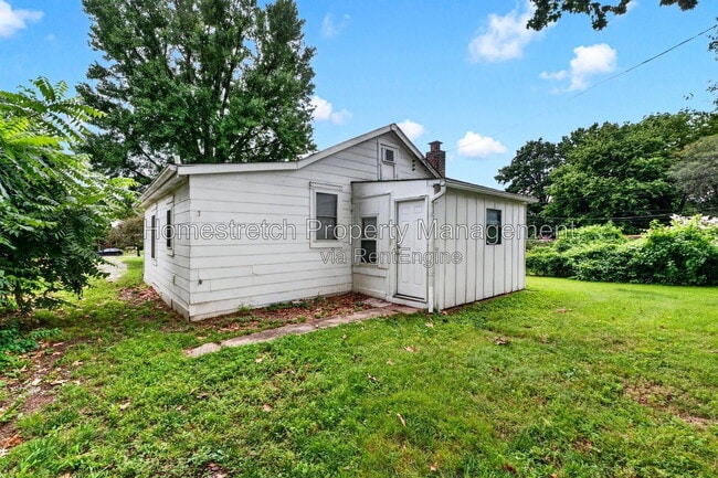 Photo - 6737 Fyler Ave