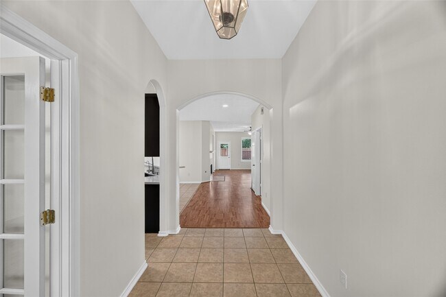 21734 May Apple Ct