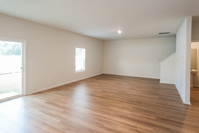 Photo - 375 Hidden Cove Dr